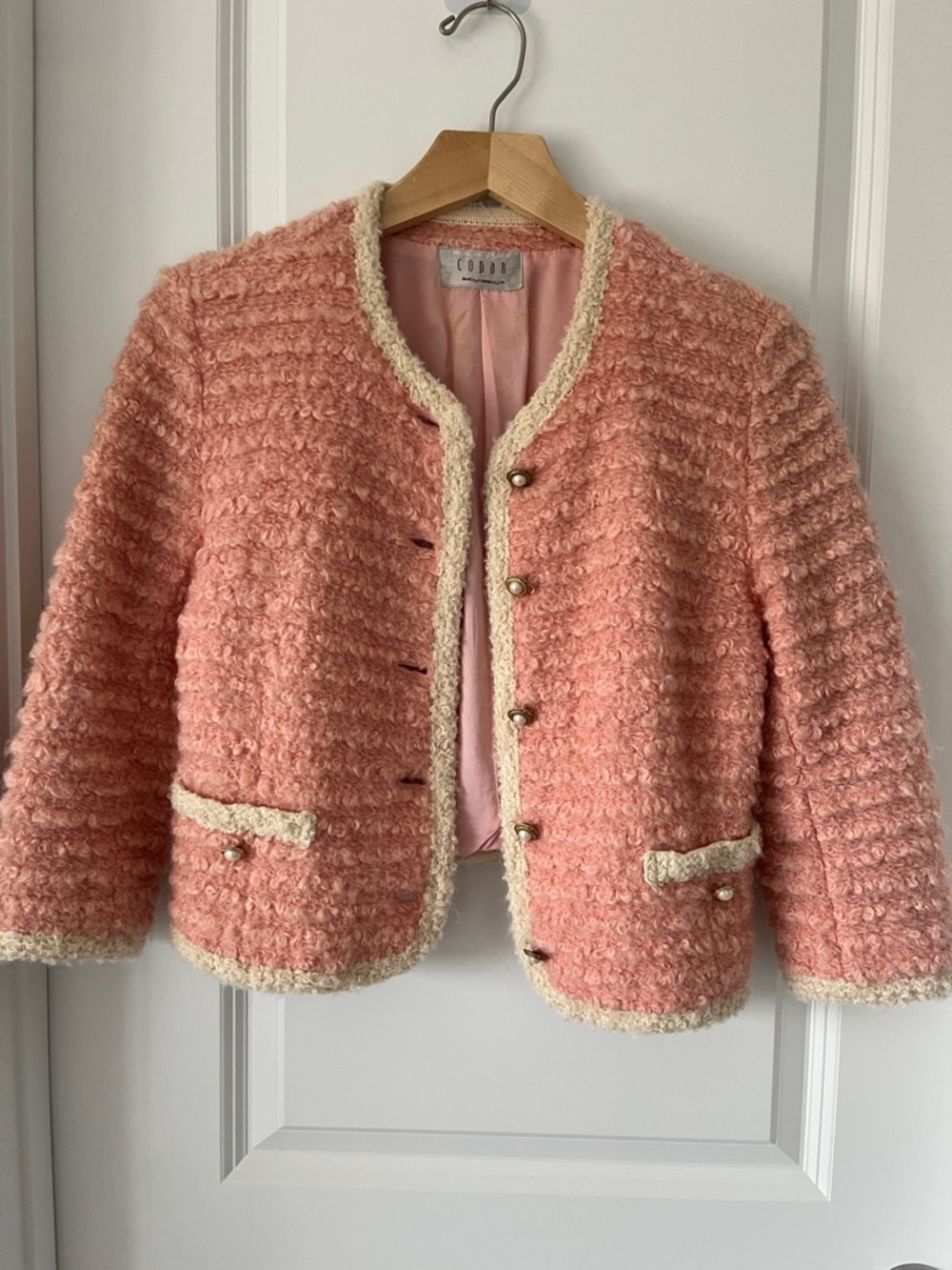 90% Wool Tweed-Style Pink Bouclé Jacket with Cream Trim- Japan Vintage